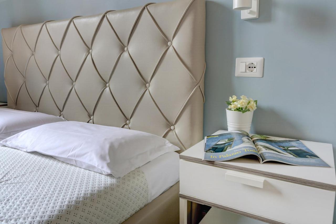 Bed and Breakfast Claudia House Roma Termini Zewnętrze zdjęcie