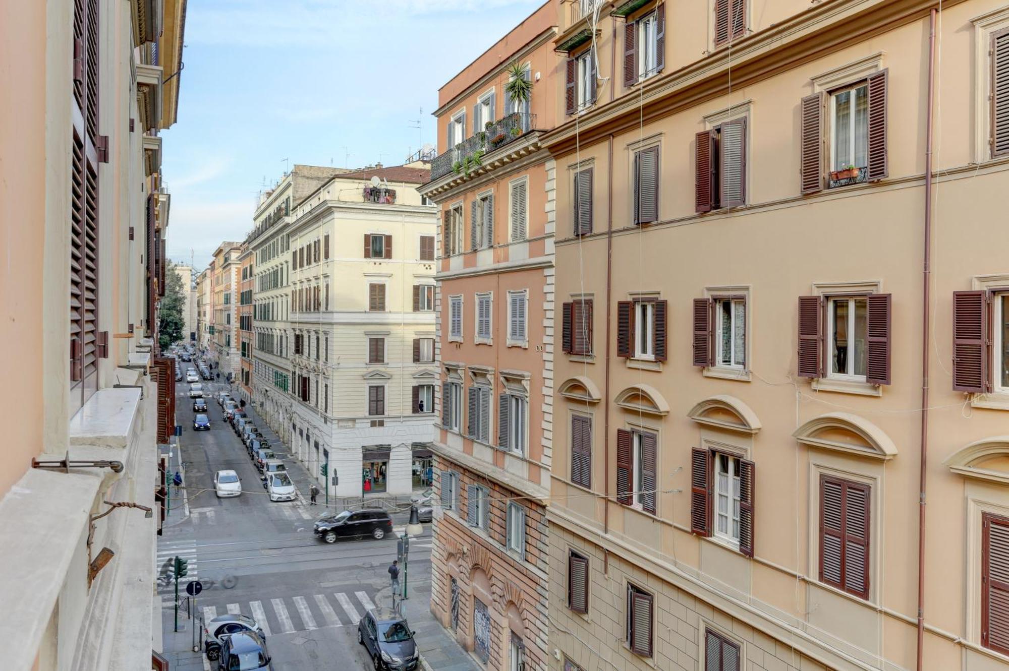 Bed and Breakfast Claudia House Roma Termini Zewnętrze zdjęcie
