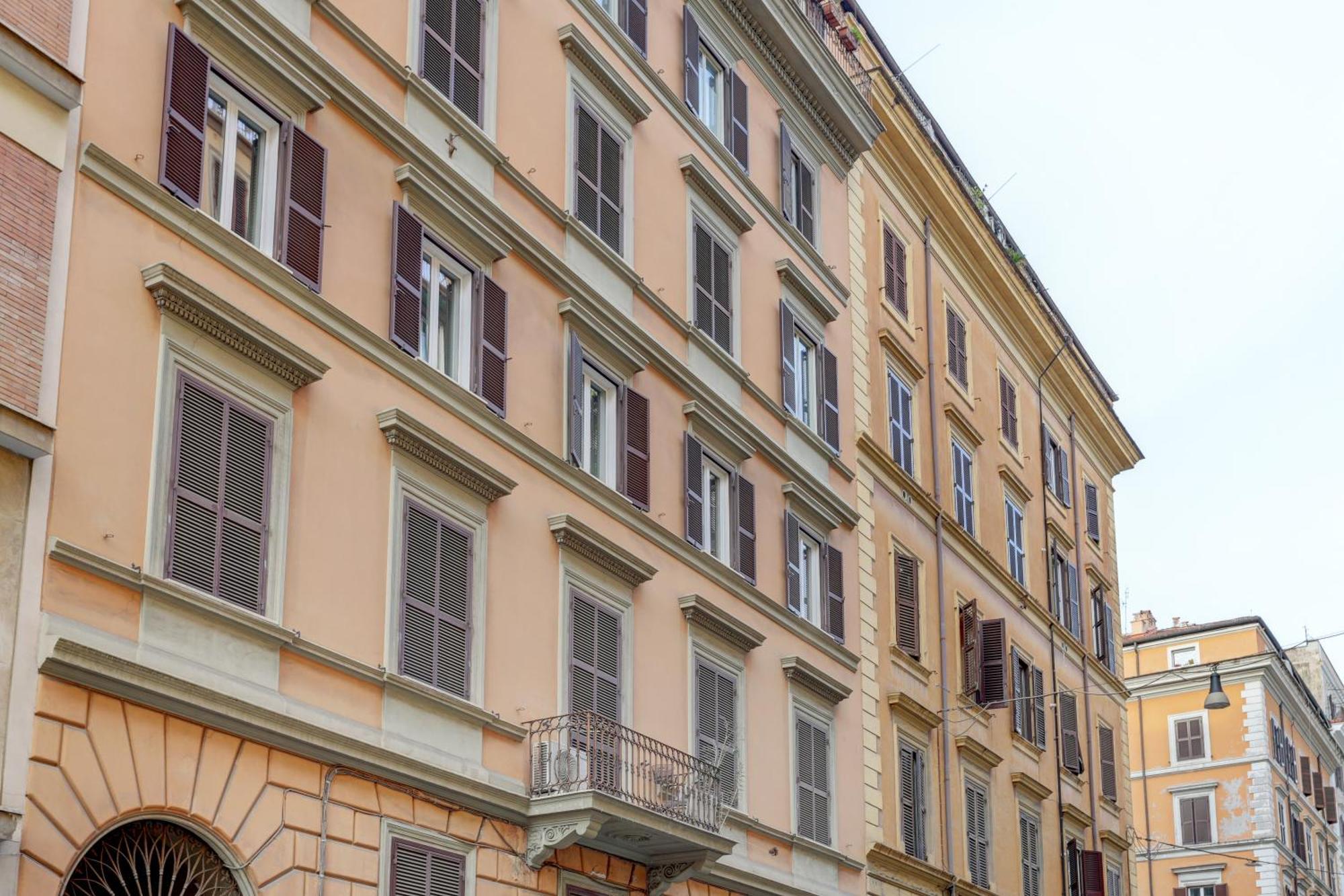 Bed and Breakfast Claudia House Roma Termini Zewnętrze zdjęcie