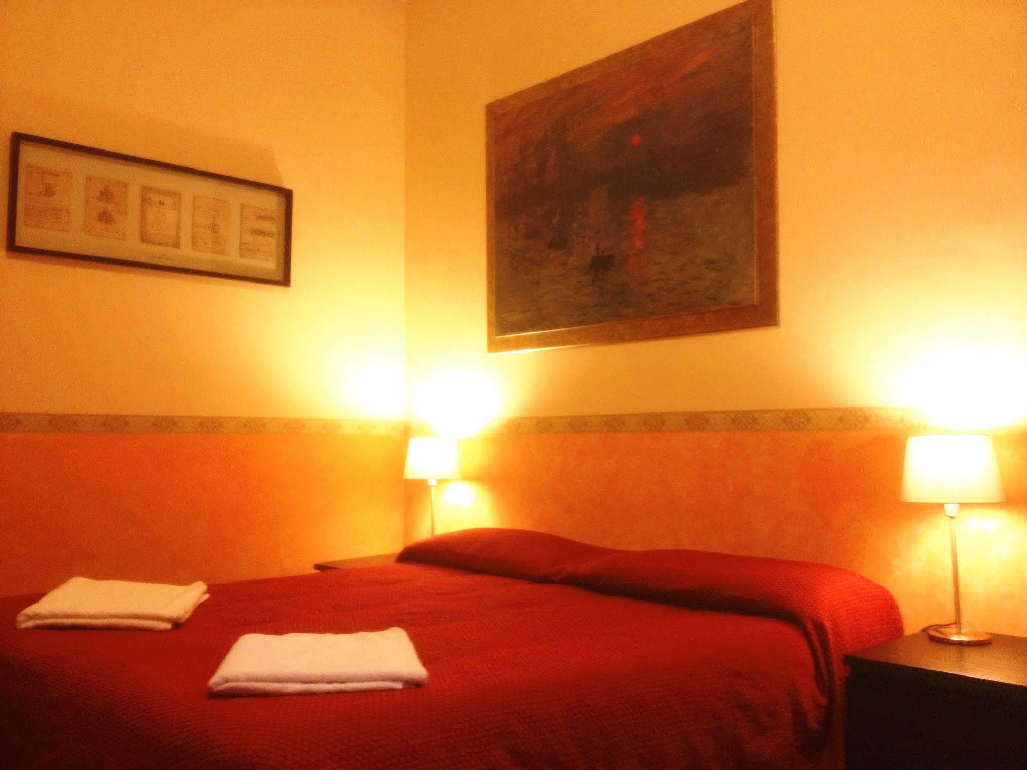 Bed and Breakfast Claudia House Roma Termini Zewnętrze zdjęcie