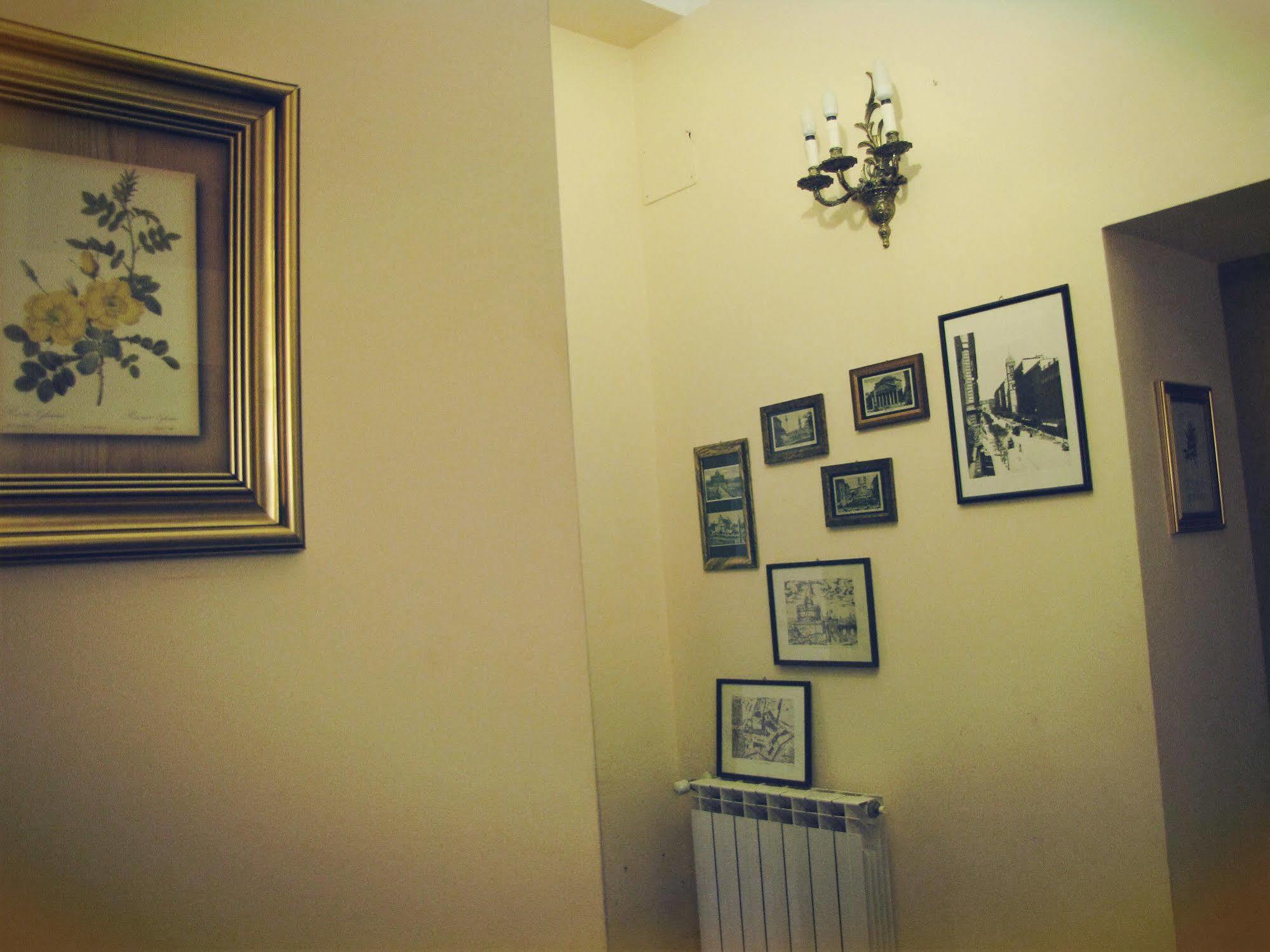Bed and Breakfast Claudia House Roma Termini Zewnętrze zdjęcie